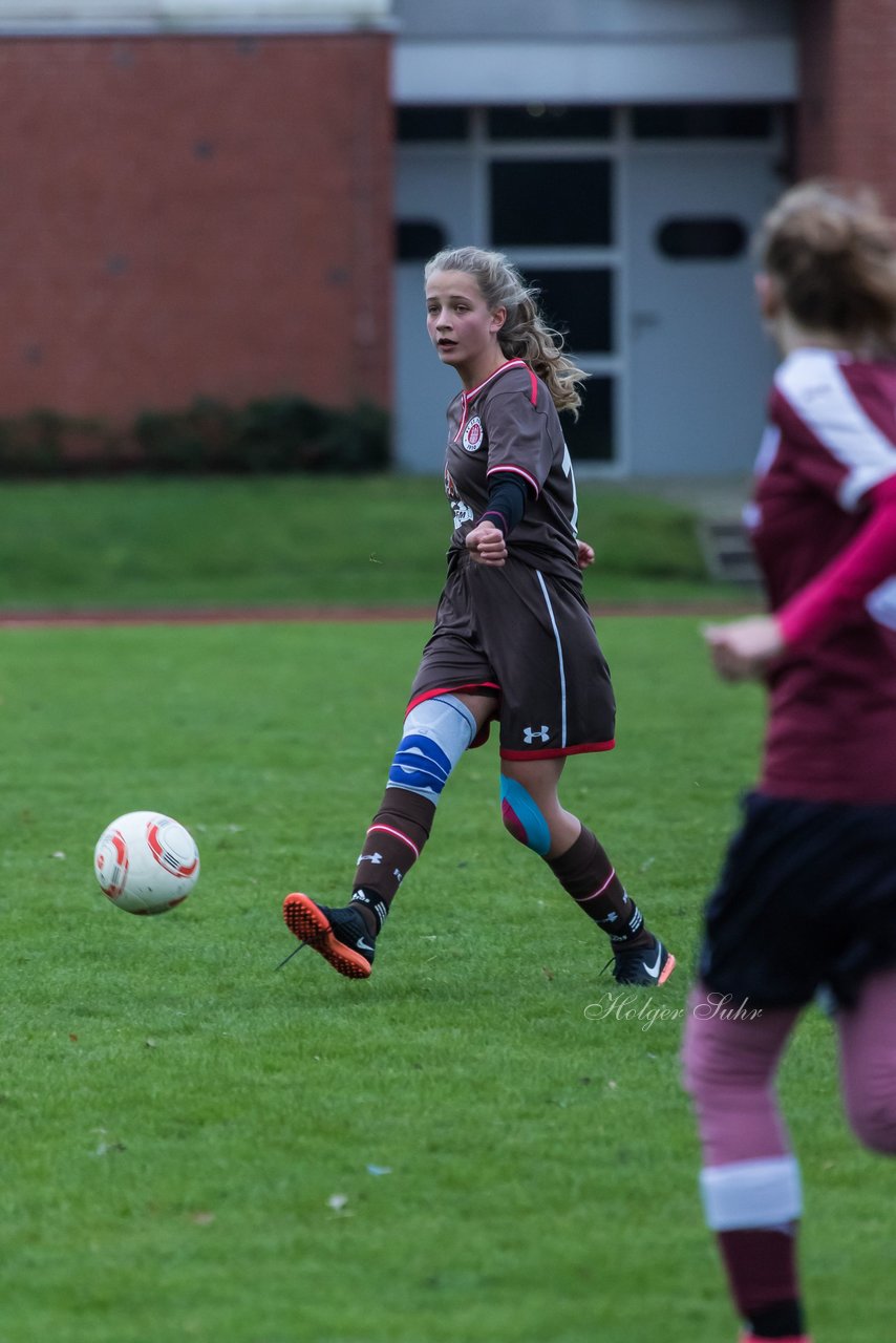 Bild 128 - C-Juniorinnen Halstenbek-Rellingen - St.Pauli : Ergebnis: 0:5